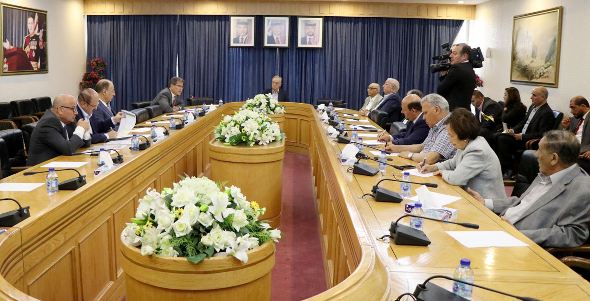 Senate’s Finance, Economy Committee meets head of IMF mission