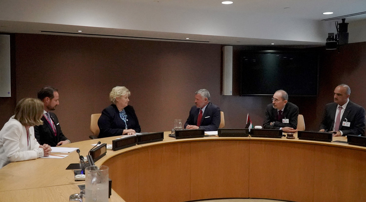 King meets Norway crown prince, PM