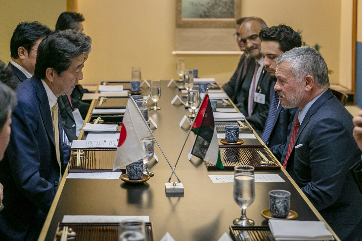 King, Japanese PM discuss economic cooperation