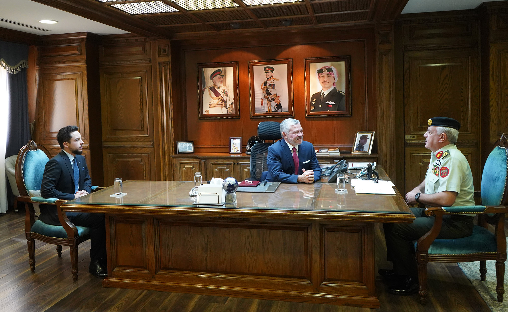 King visits army headquarters