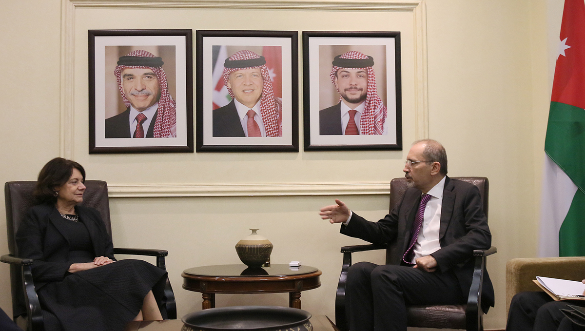 FM, UN official discuss region, anti-terrorism efforts