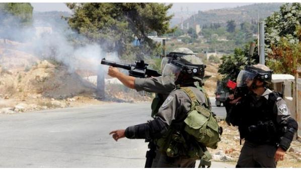Palestinians suffocated as Israeli forces storm west Ramallah