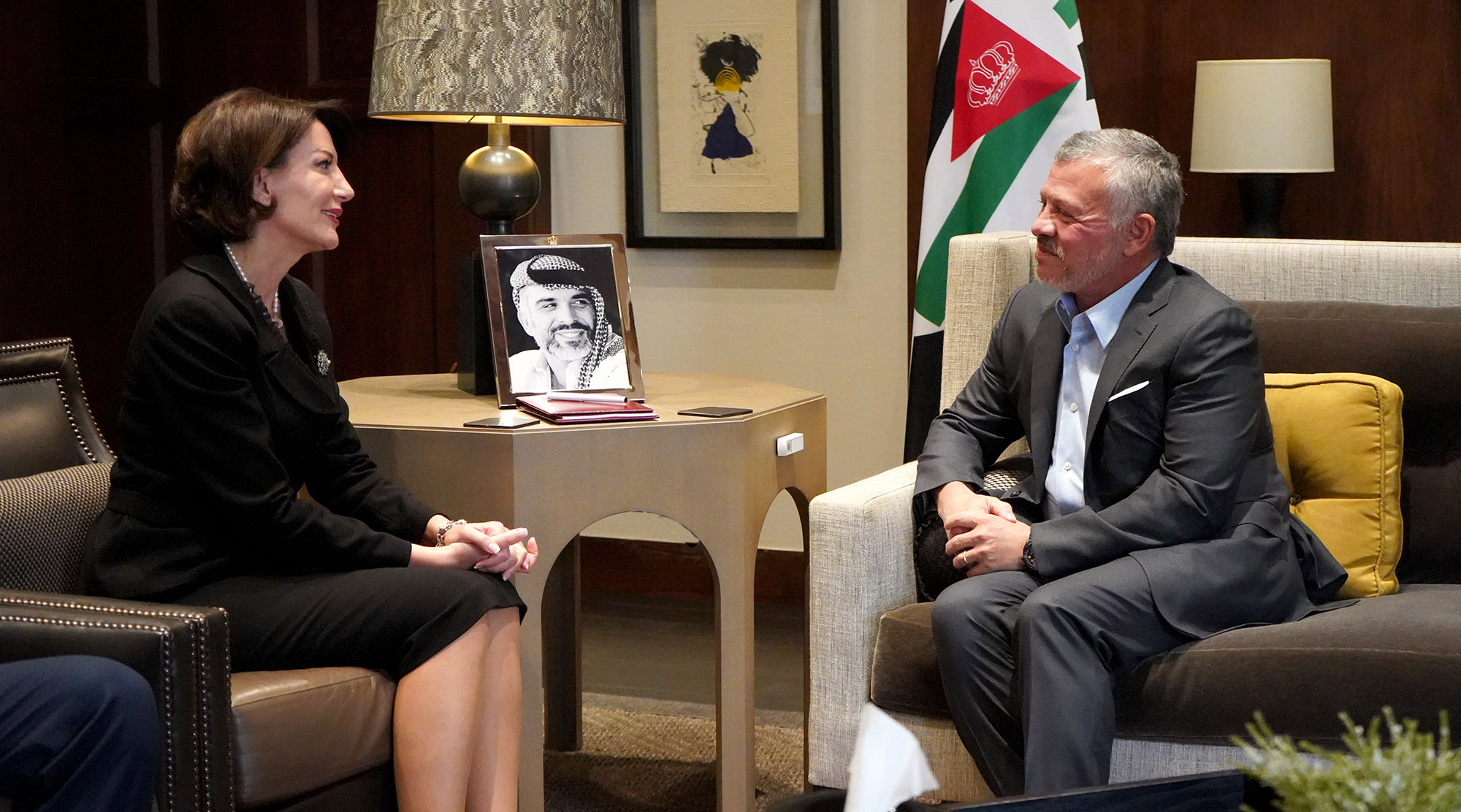 King receives former president of Kosovo