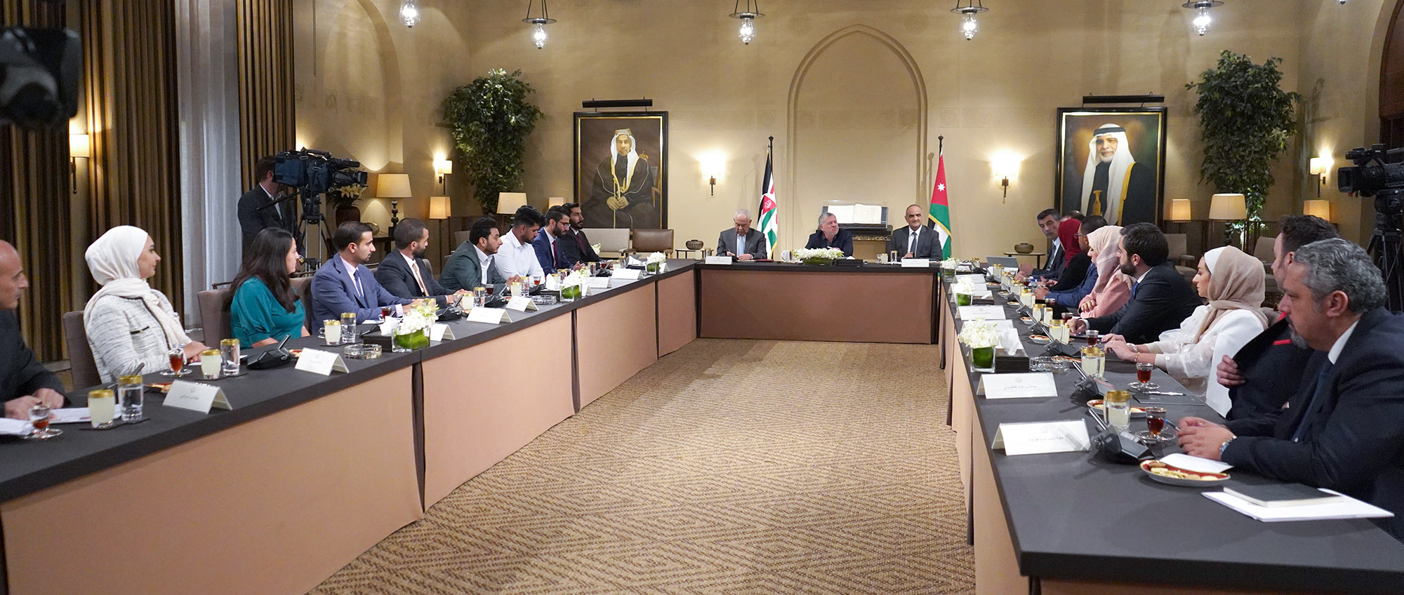 King meets young entrepreneurs