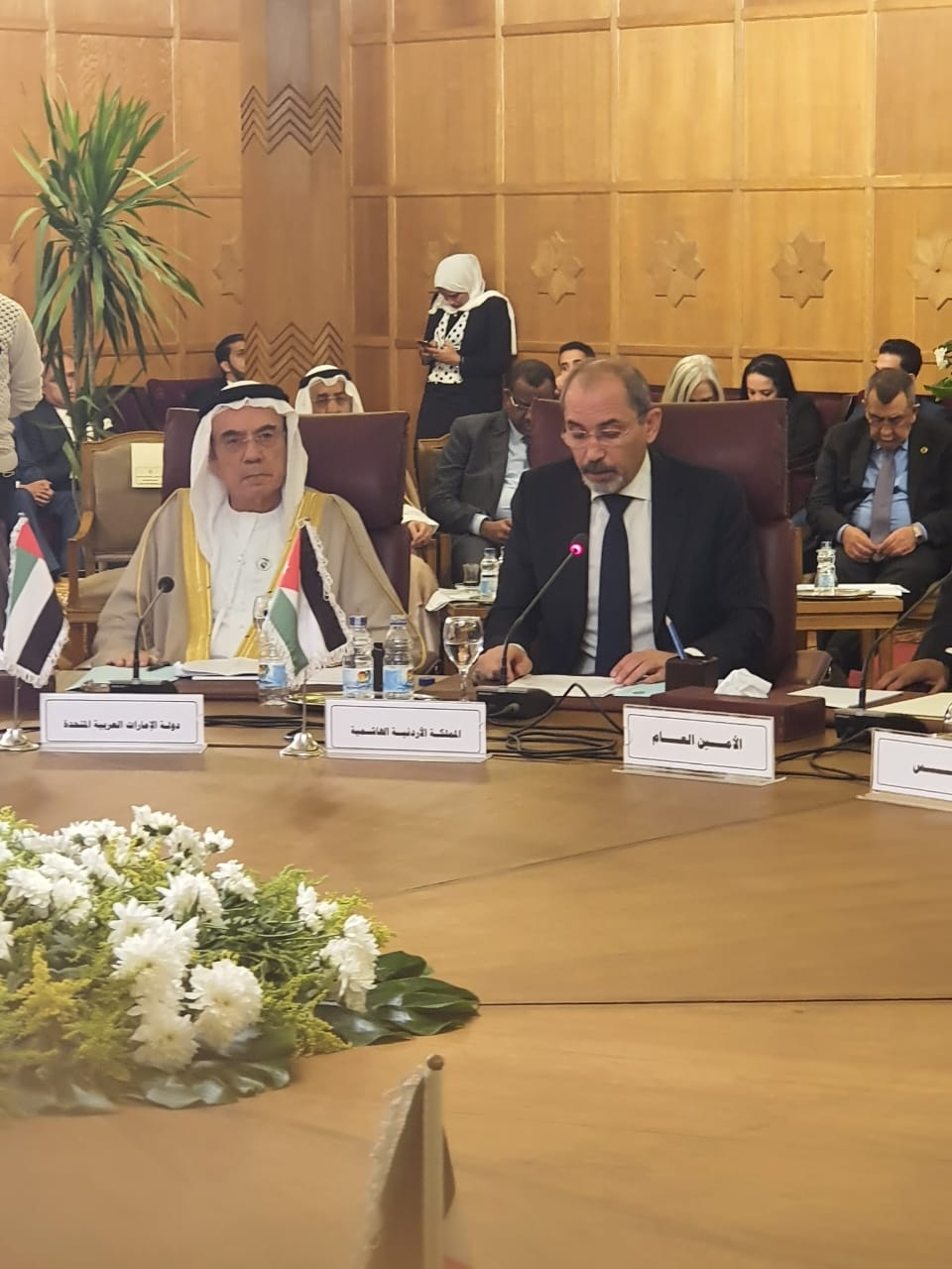 FM warns of US policy shift on Israeli settlements