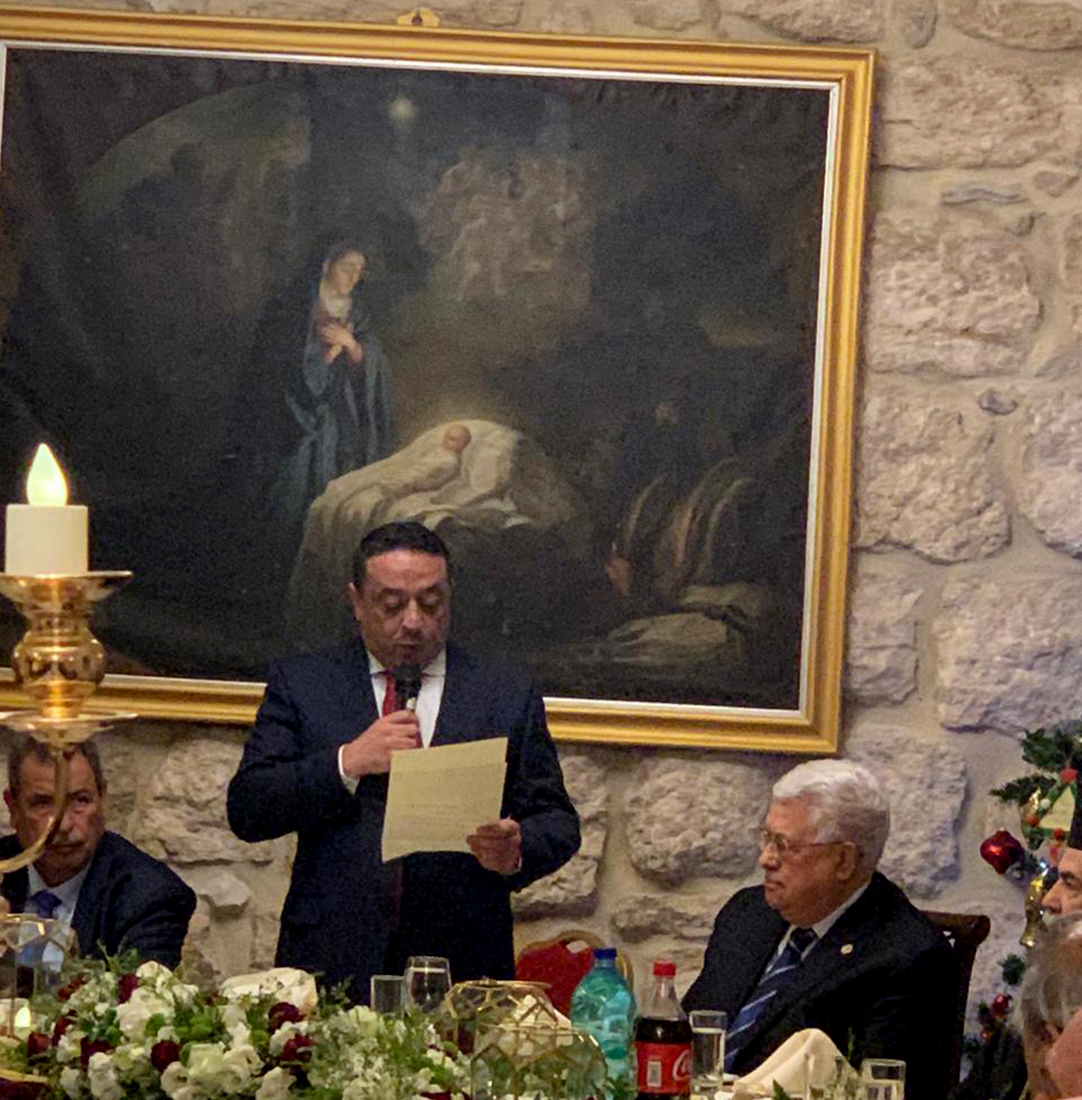 Daoud conveys King's greetings to Palestinians, Abbas lauds Jordan's stances