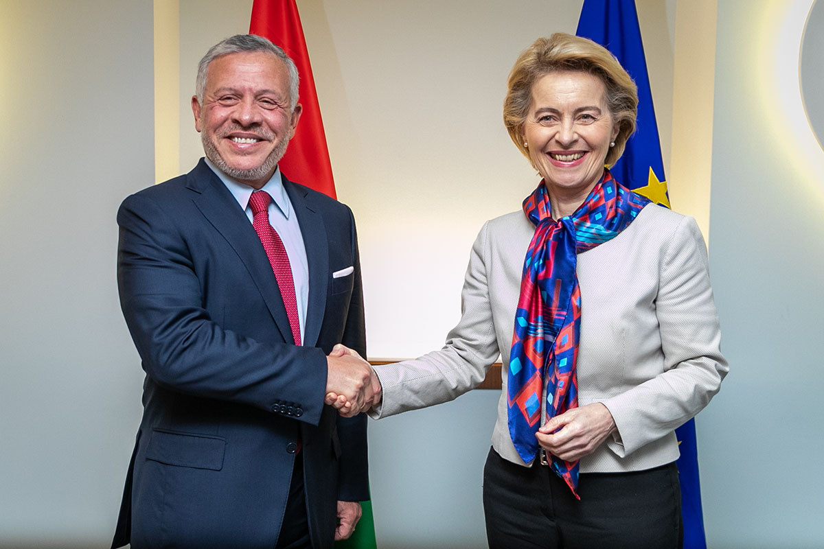 King discusses cooperation between Jordan, EU with European Commission president
