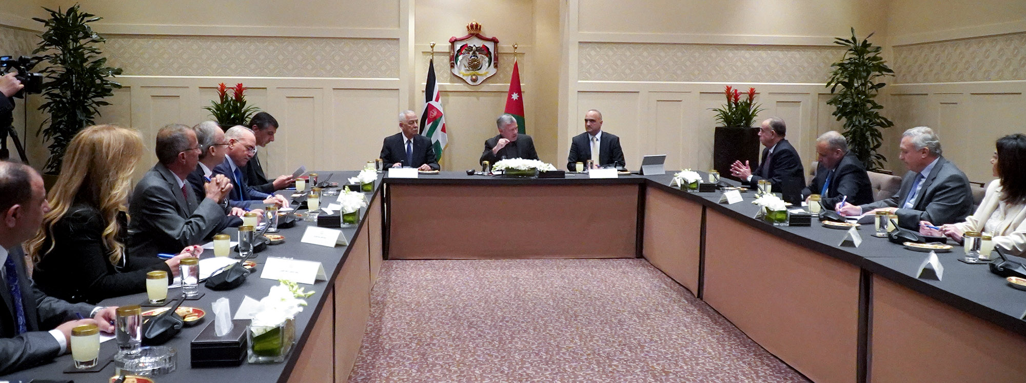 King meets political, economic, academic, and media figures