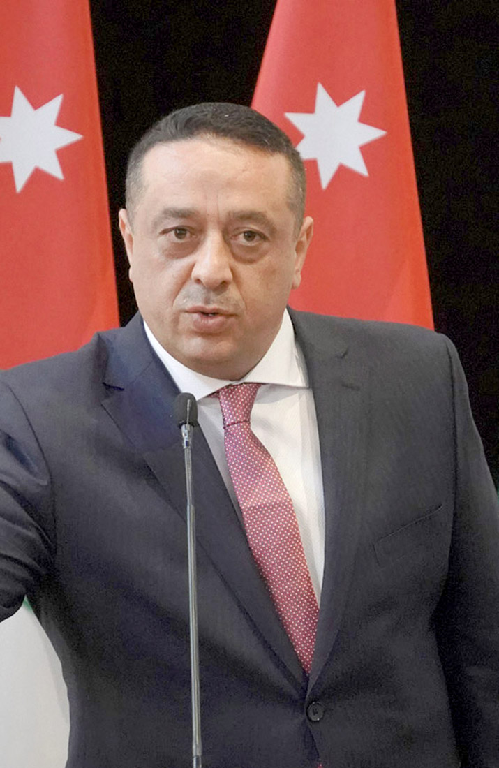 Energy-efficient vehicles will replace older fleet, says Dawood