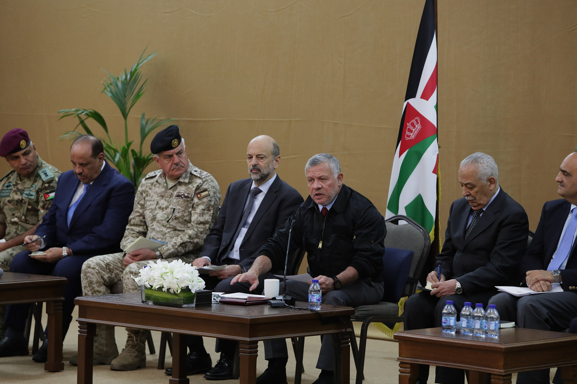 King meets representatives of Bani Hamida tribes as part of Basman Forum meetings