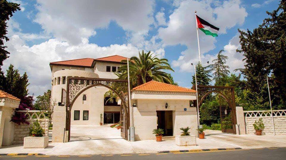 Cabinet grants non-Jordanian workers status rectifying period