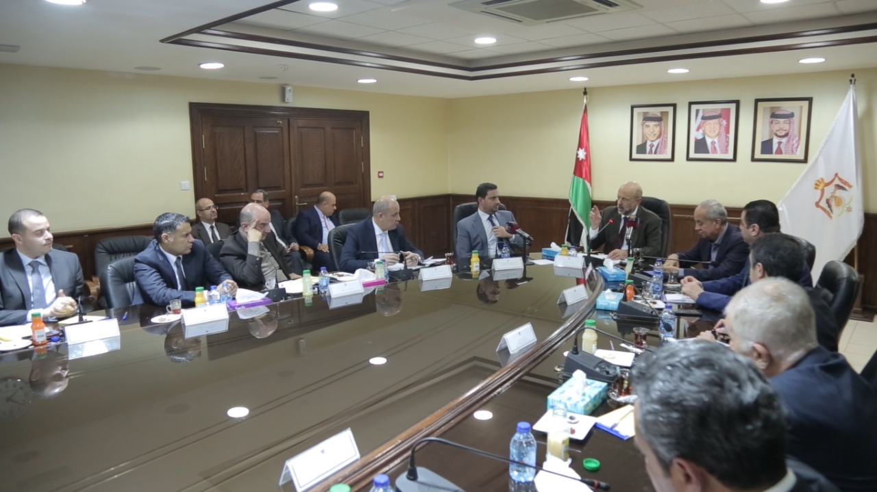 PM emphasizes industrial sector's importance as 'driver of national economy'