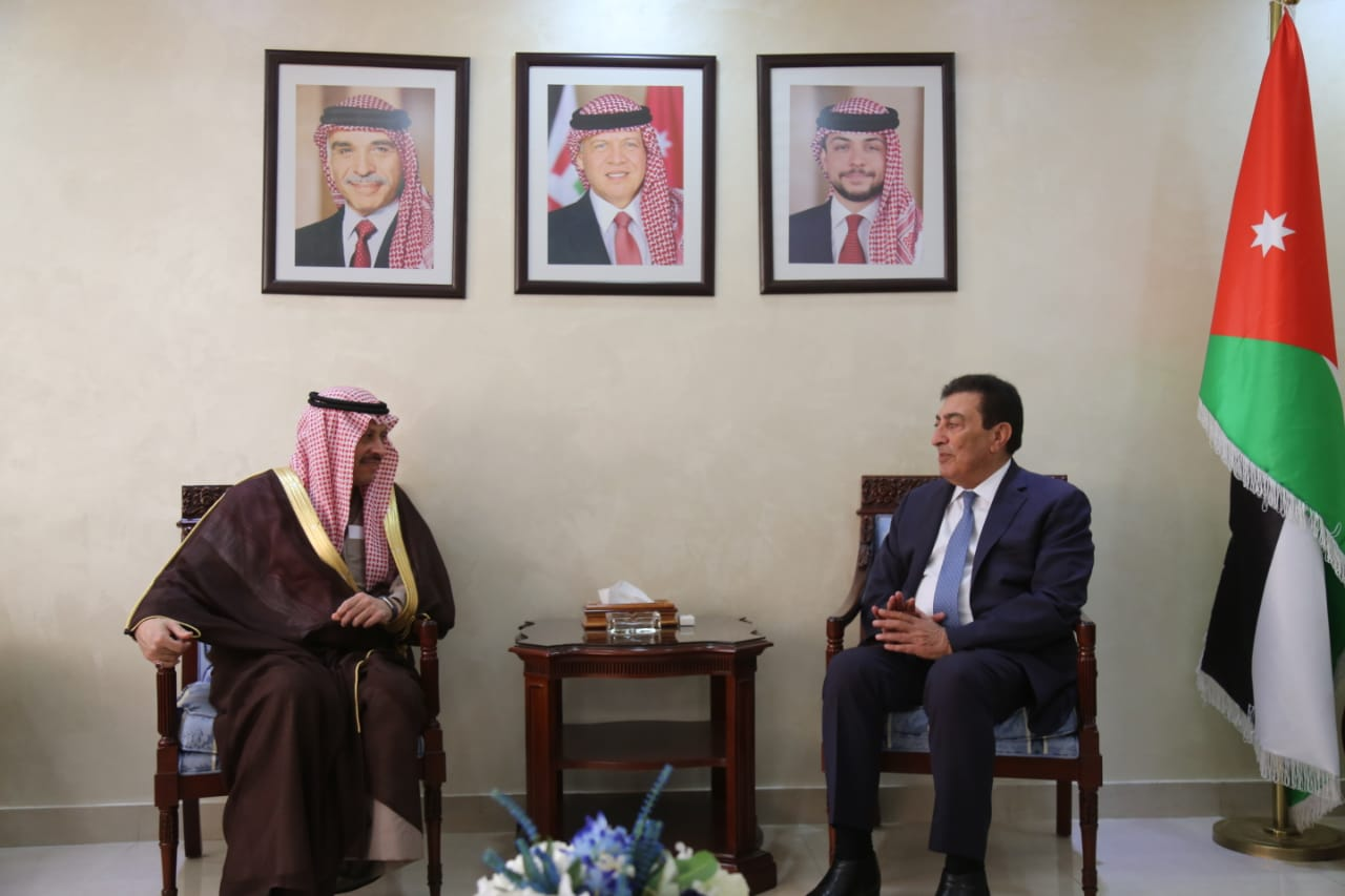 House Speaker receives Saudi envoy