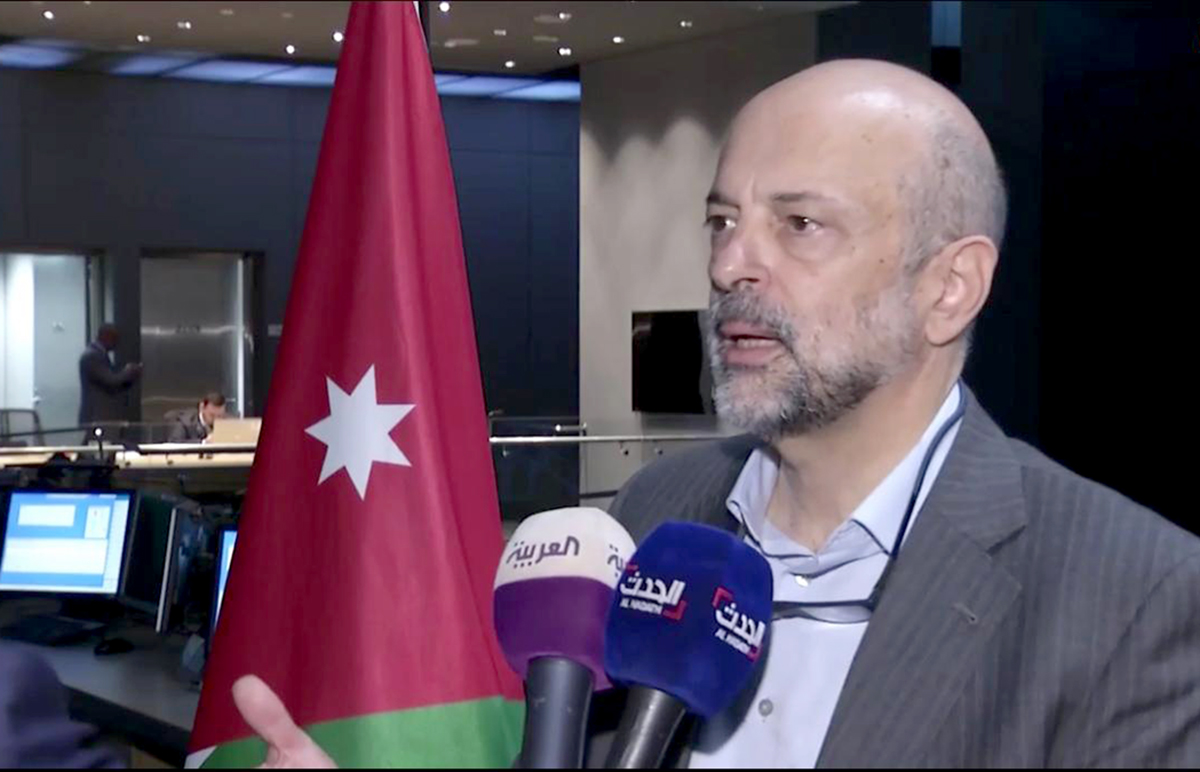 Imposing curfew is preventive decision to preserve citizens’ health, says Razzaz