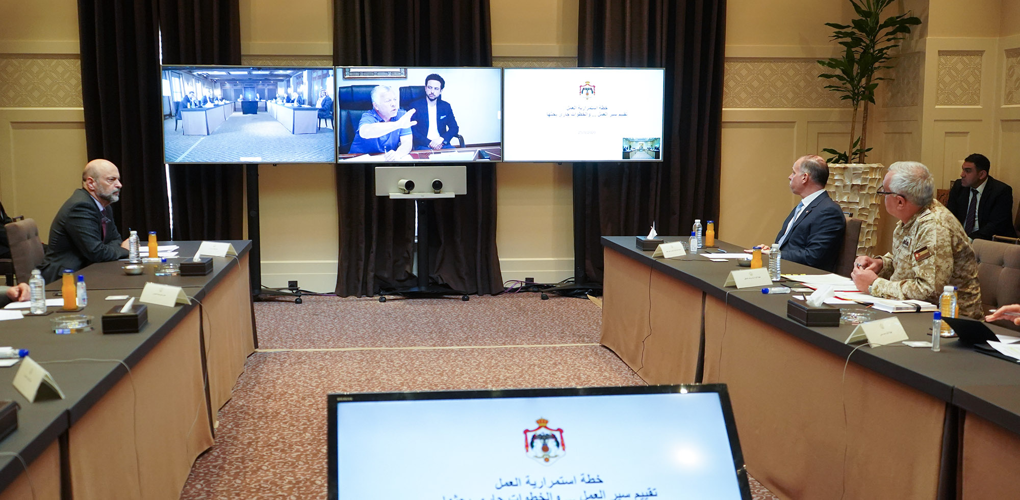 King follows up on ongoing measures to counter COVID-19