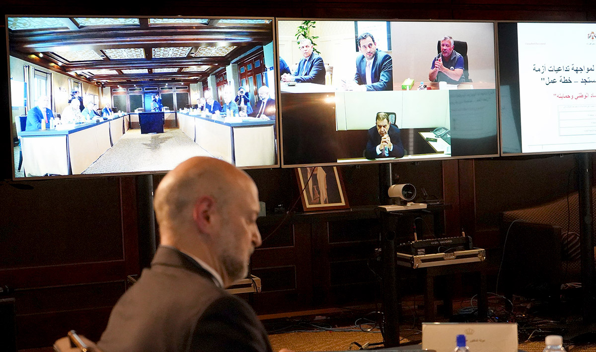 King directs government to study gradual resumption of operations across productive sectors