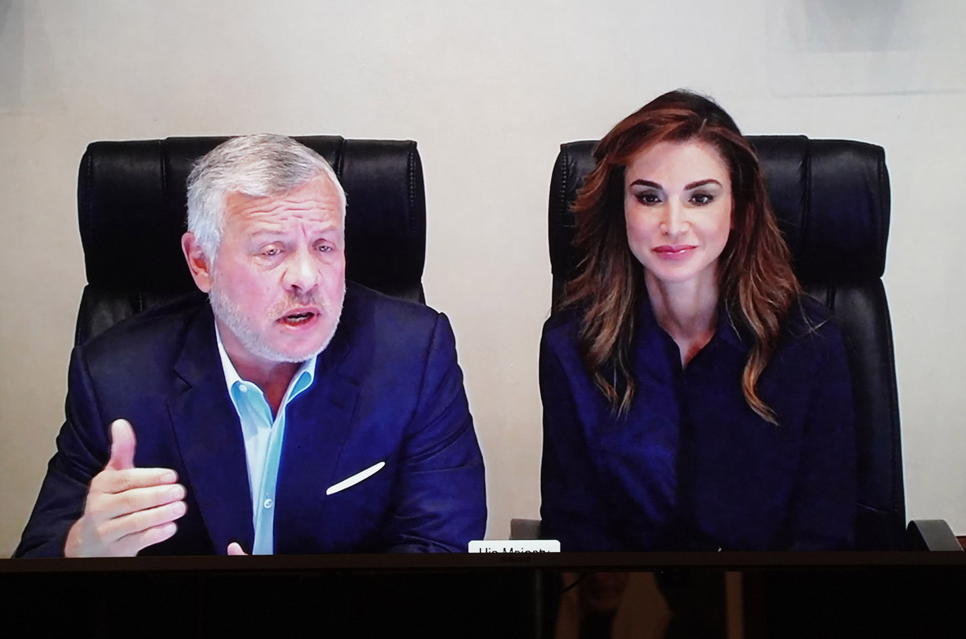 King, Queen commend teachers’ initiatives for facilitating distance learning