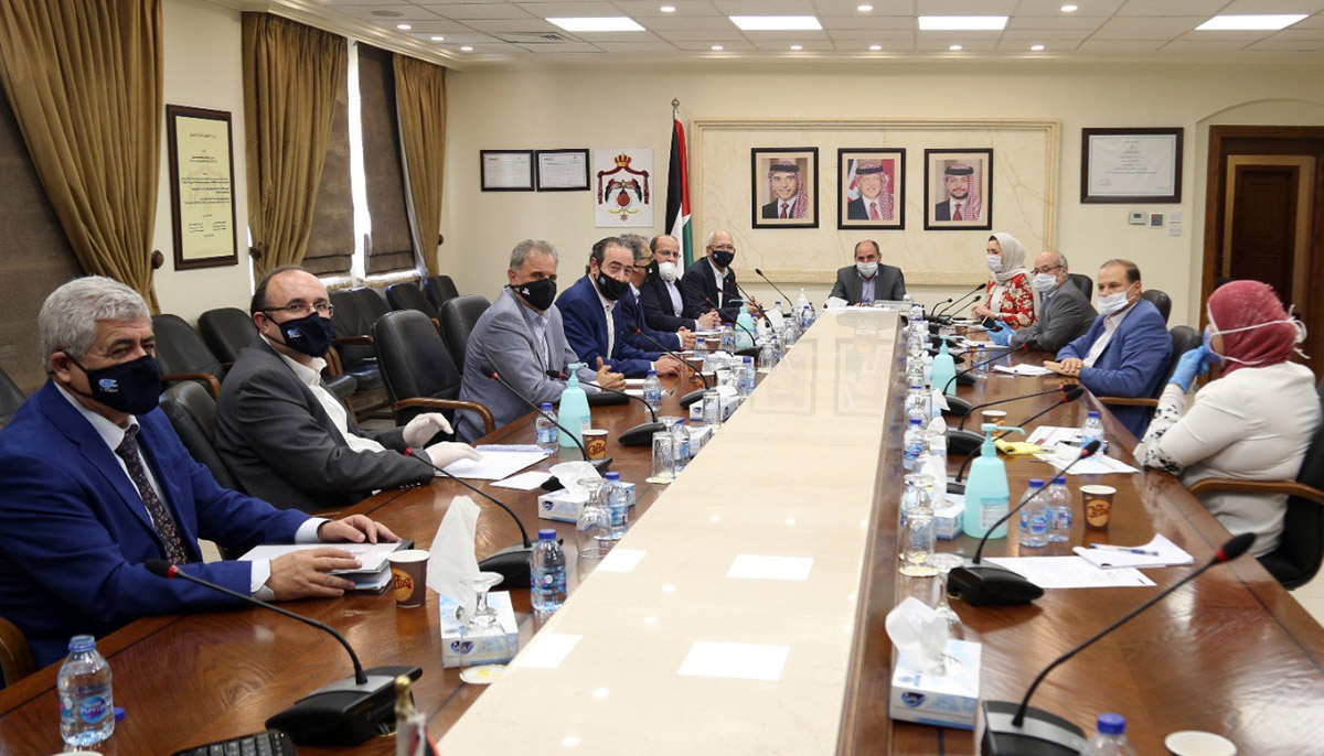 No ministry's projects will be cancelled: Public Works, Housing Minister