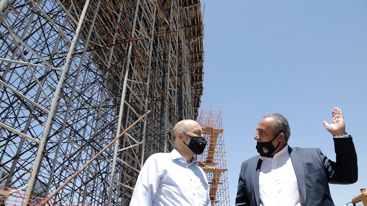 Razzaz checks on BRT progress