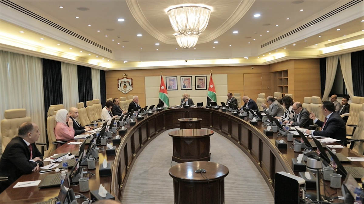 Cabinet approves 2020 domestic helpers recruitment bylaw