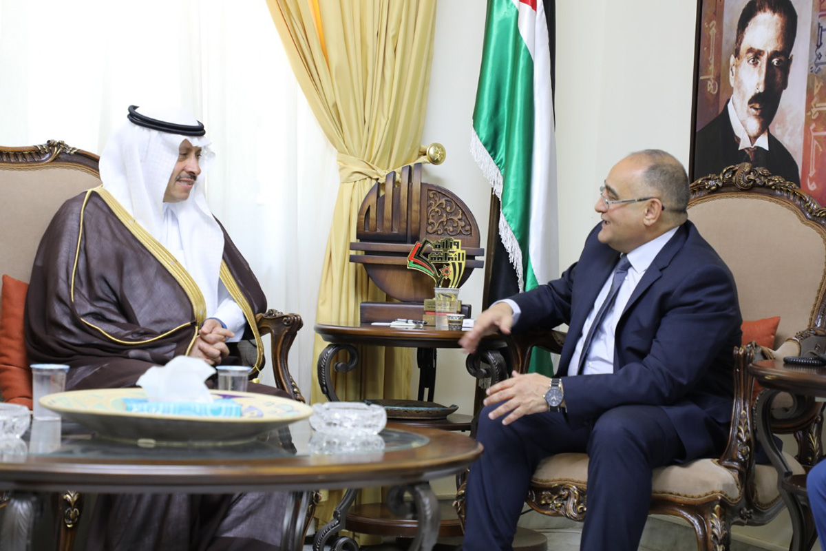 Culture minister, Saudi envoy discuss cooperation prospects