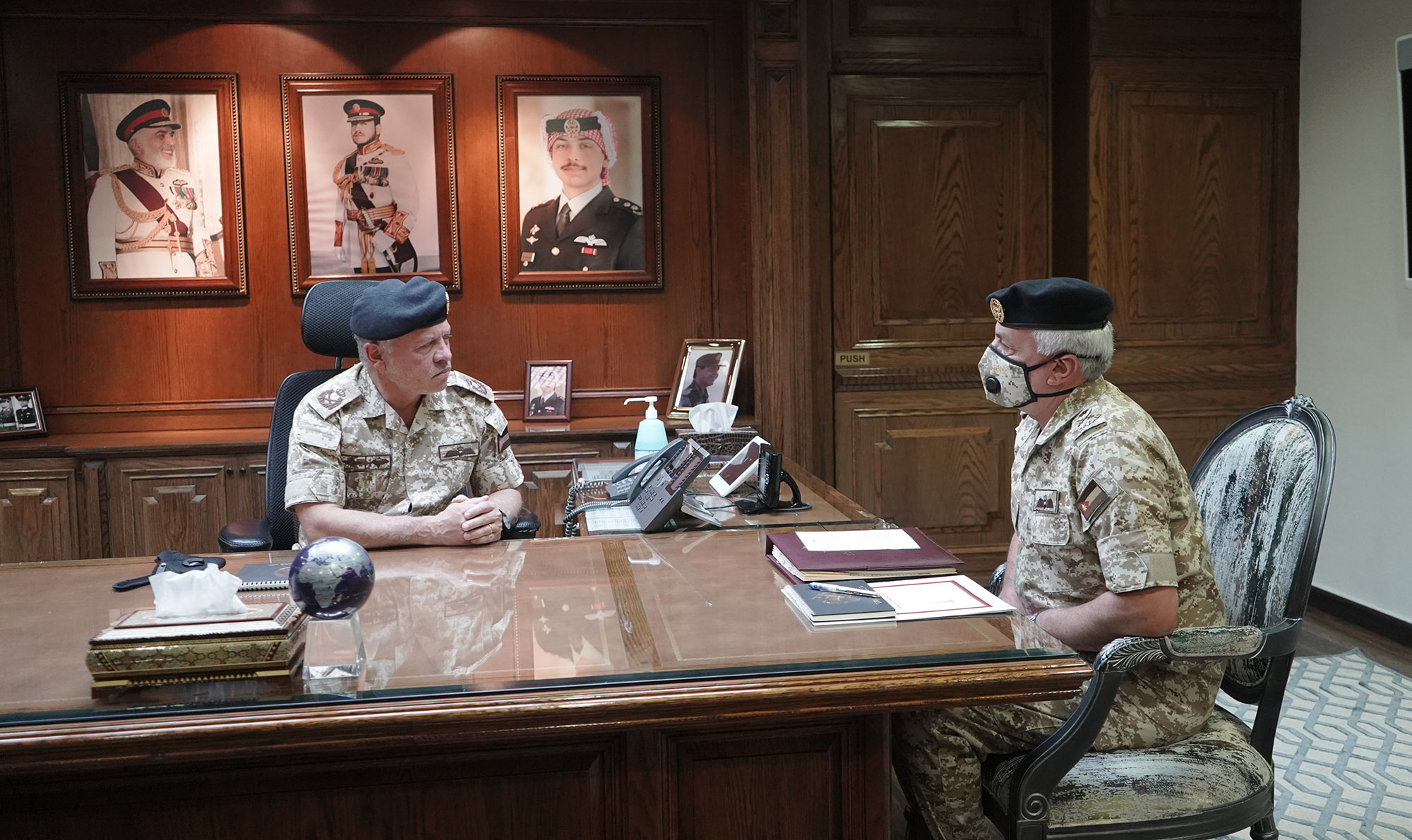 King visits army general command