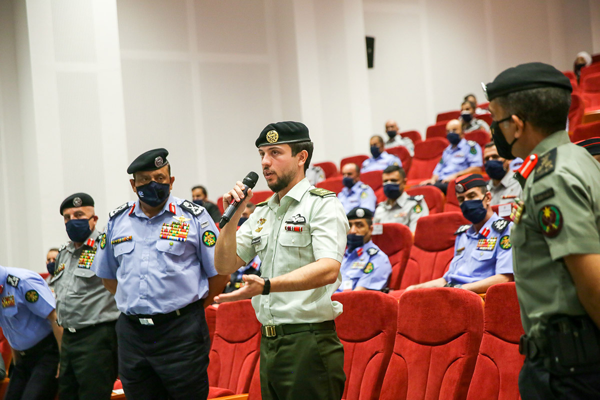 Crown Prince attends launch of PSD leadership course