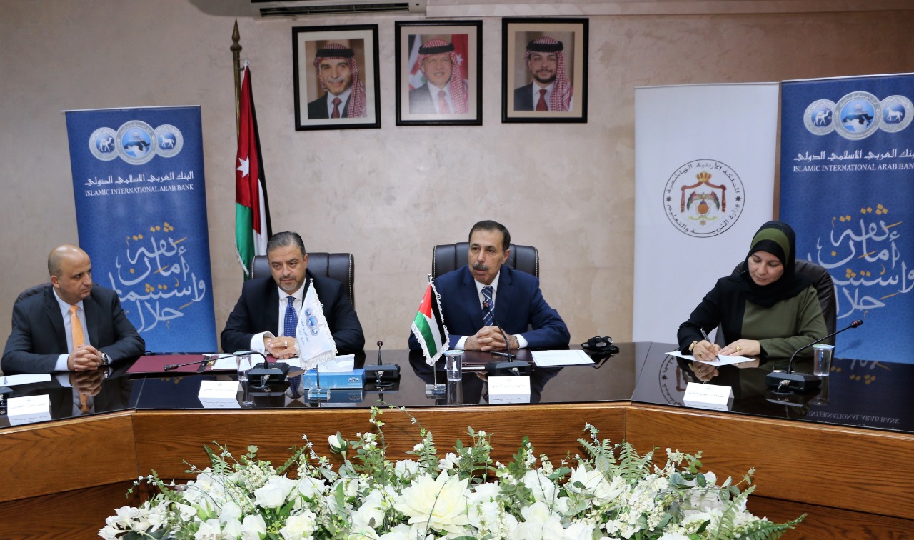 Annual school start set for early September, says education minister