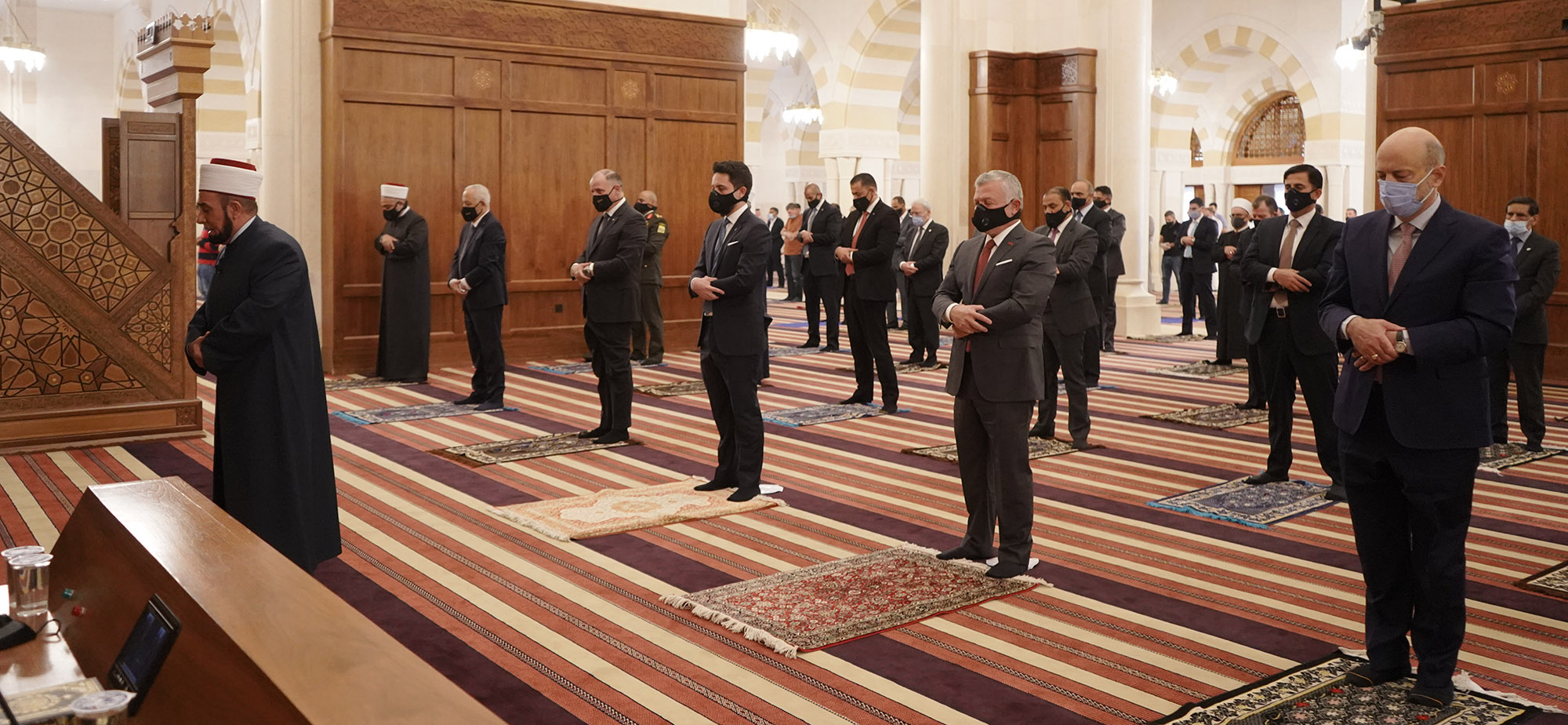 King, Crown Prince join worshippers for Eid Al Adha prayer