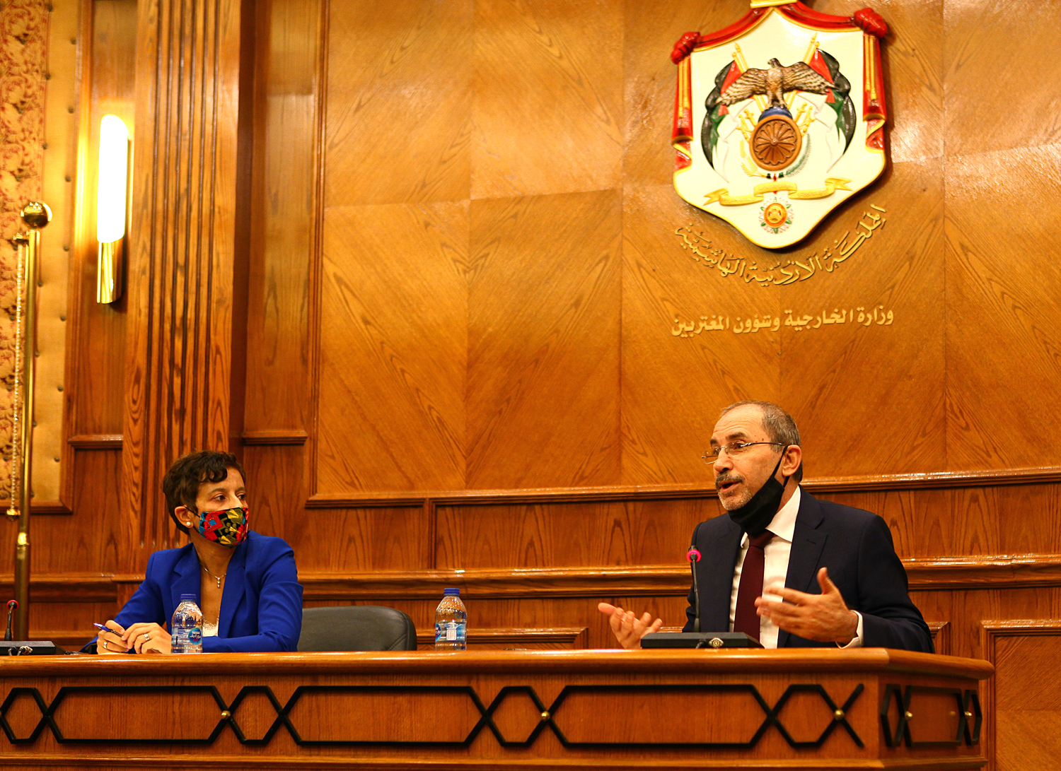 Safadi meets EU ambassador, UN organizations' representatives