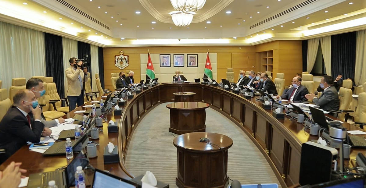 Cabinet okays settlements with 42 individuals, corporate taxpayers