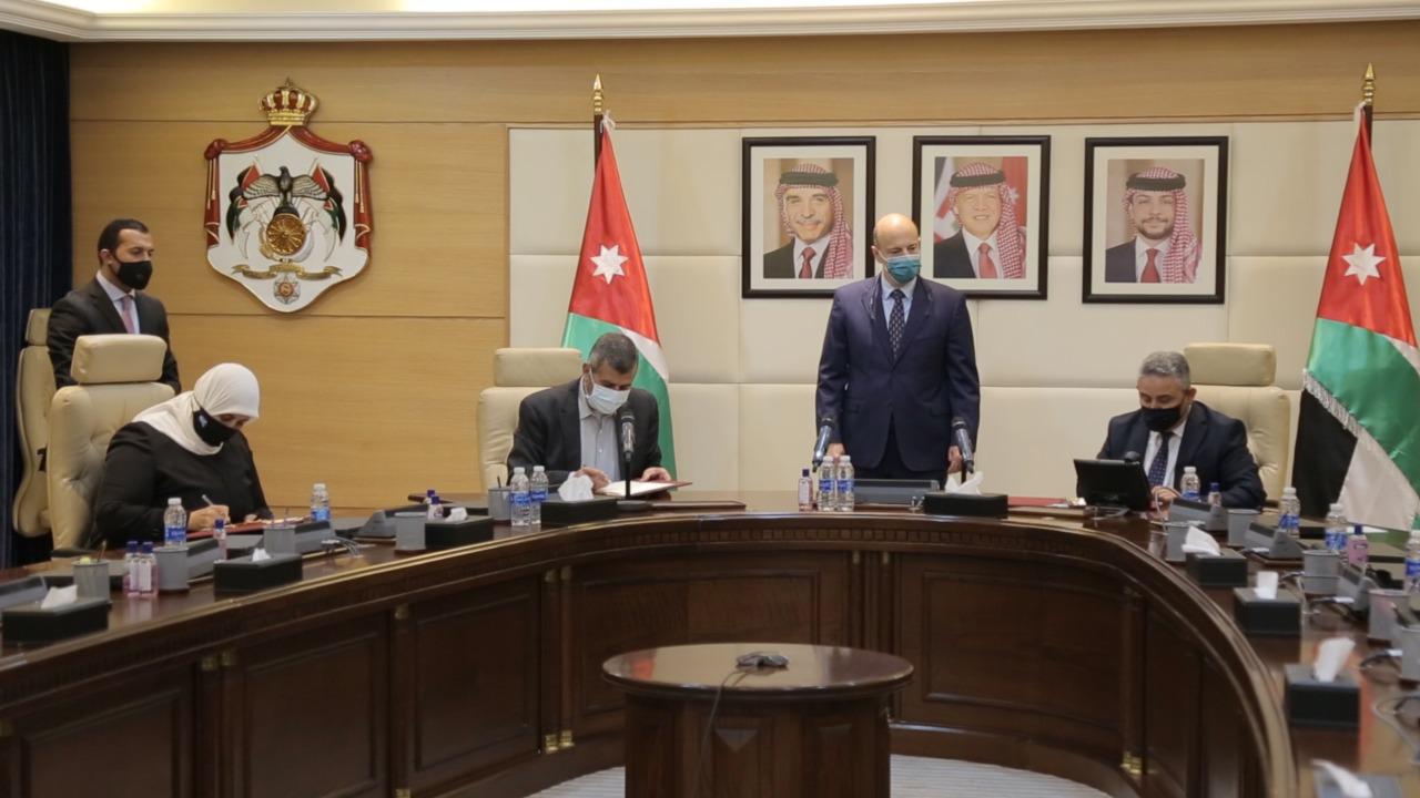 PM attends agreements signing ceremony for afforestation, refugee-host communities projects