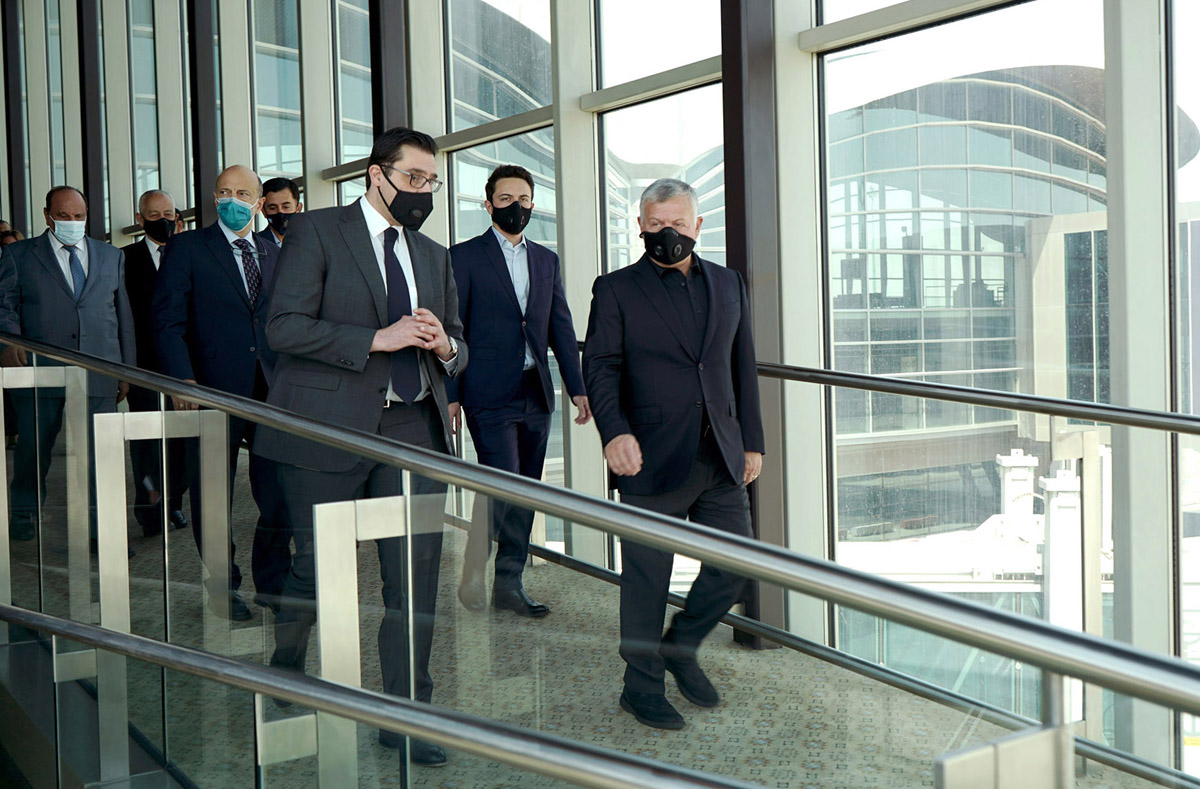 King visits QAIA, urges implementing health, safety measures to protect travellers