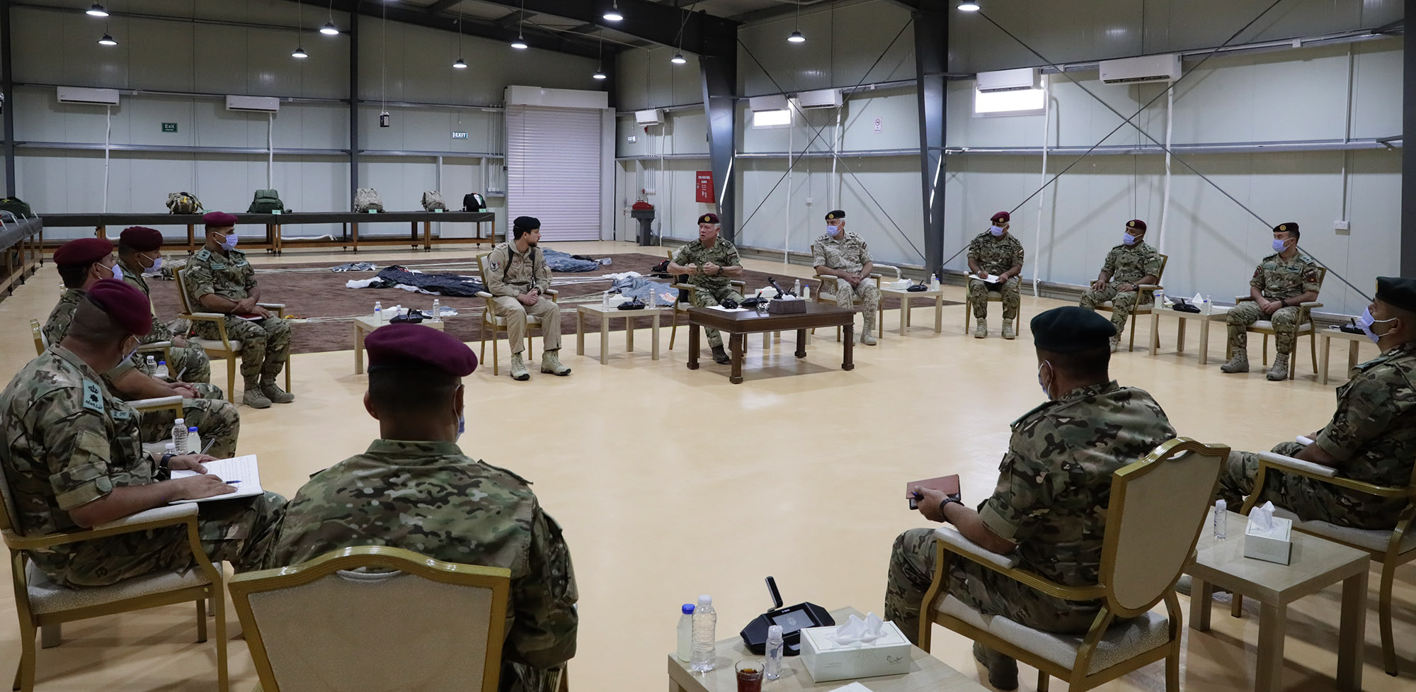 King reaffirms pride in JAF’s role in protecting Jordan’s borders