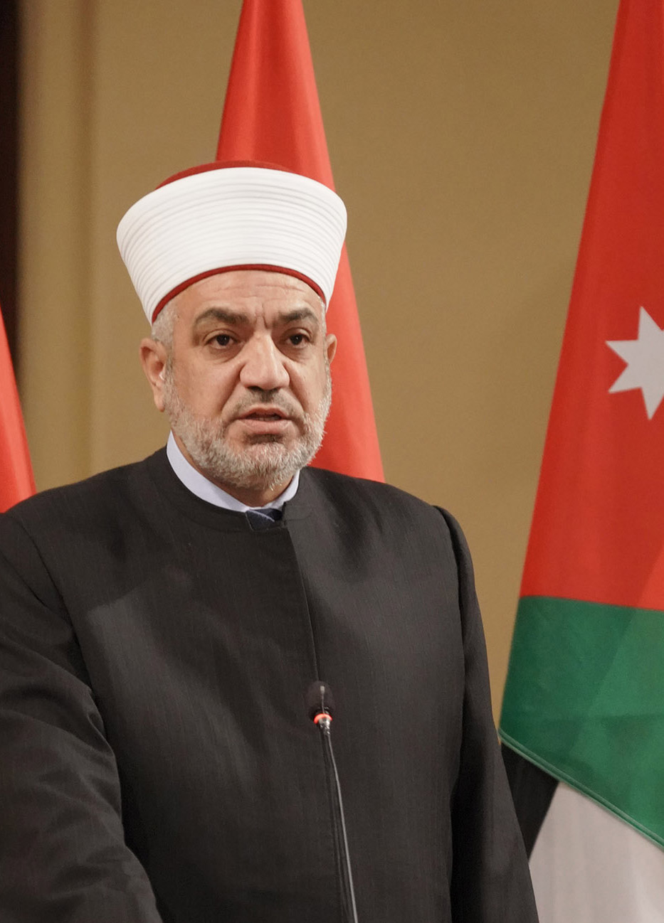 Prayers at mosques suspended for two weeks