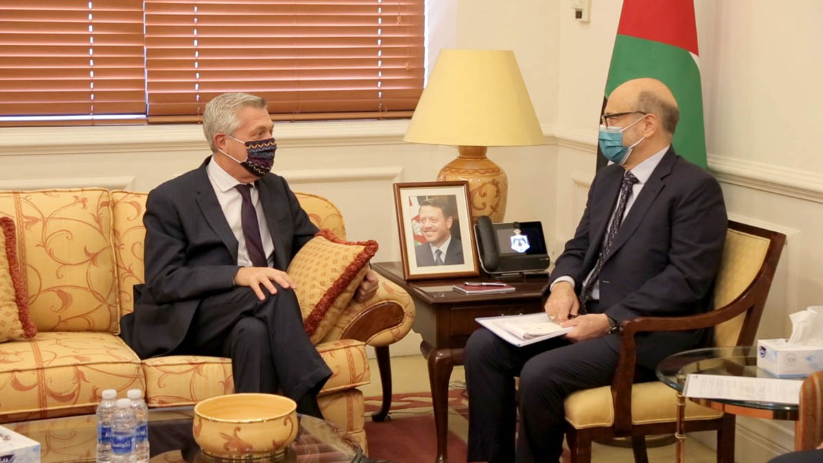 PM, UNHCR chief discuss joint cooperation on Syrian refugees