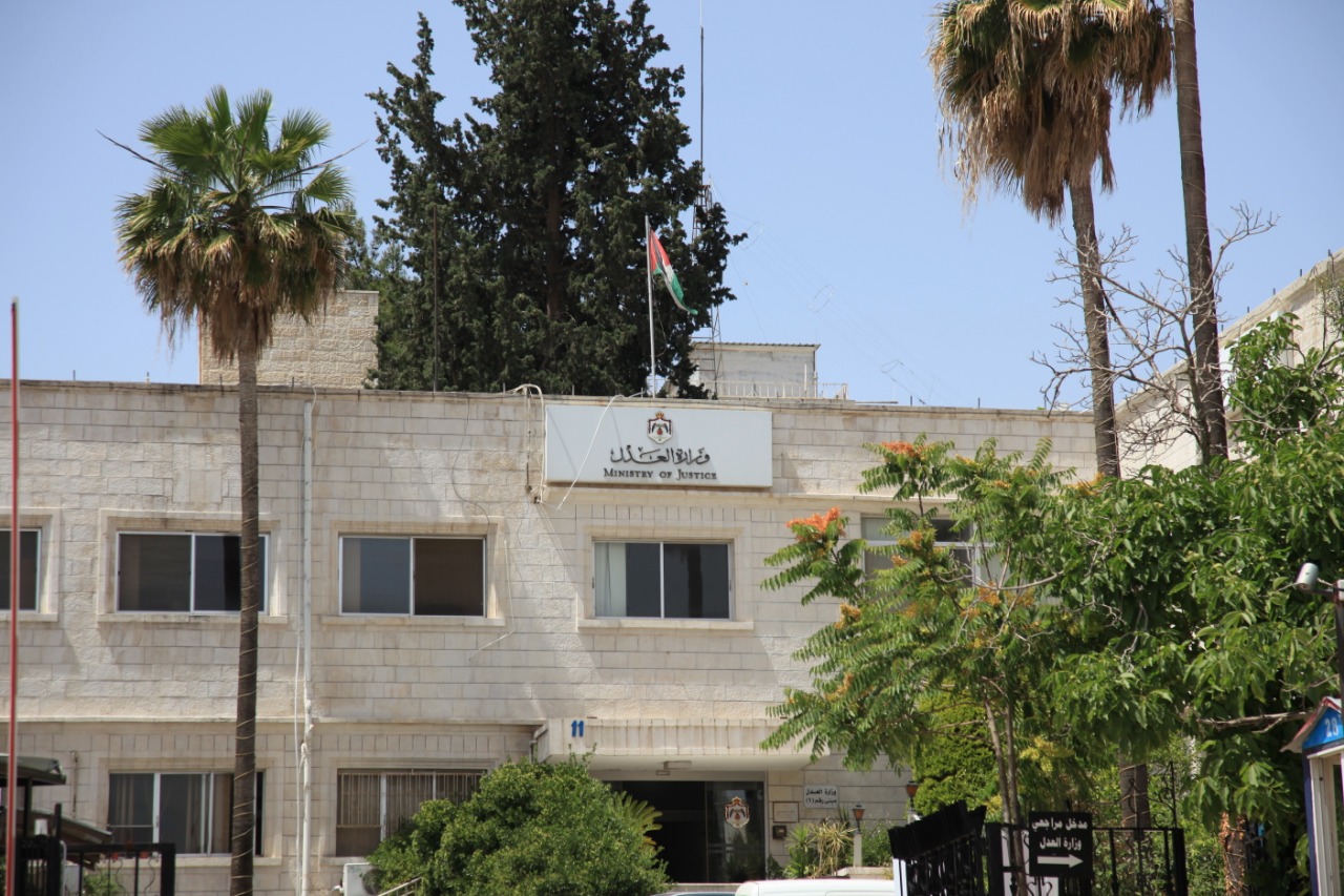 1,569 defendants received state-funded legal aid in two years