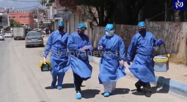 Citizens in Al-Batrawi and New Zarqa allowed to go grocery shopping - says official