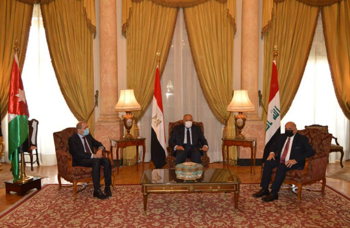 FM, Egyptian, Iraqi counterparts affirm continuation of coordination, integration between their countries