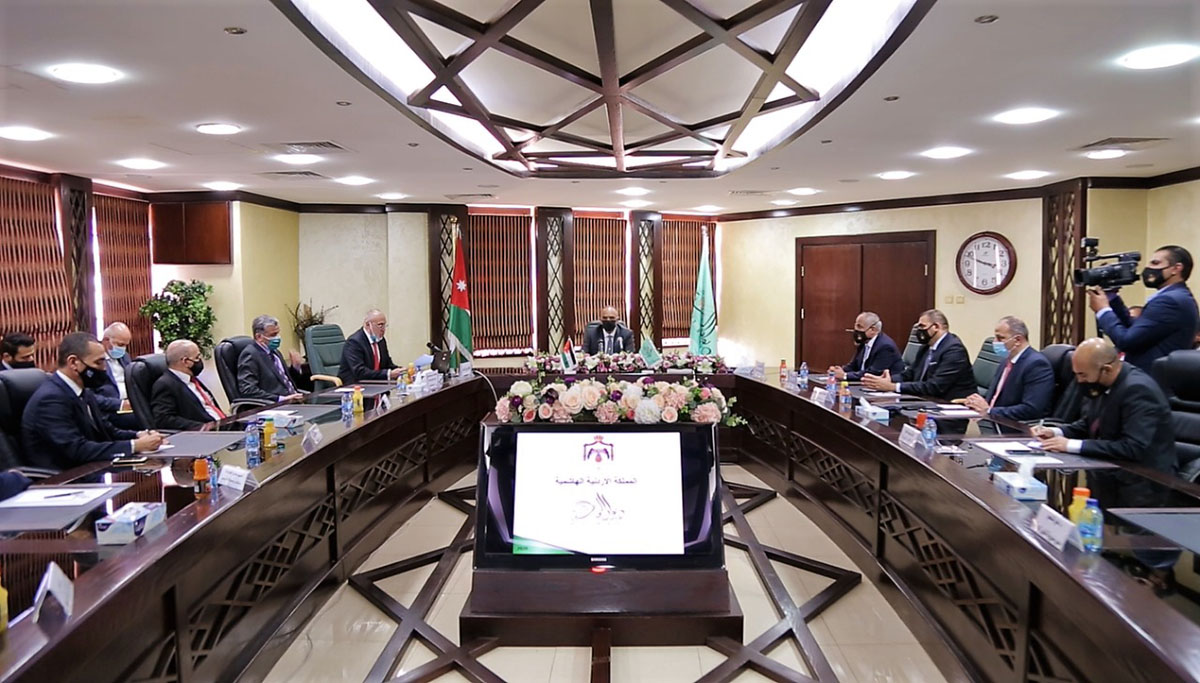 Gov't vows to support Audit Bureau in protecting public money