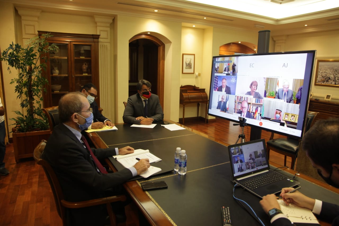 Safadi underlines need for political solution accepted by Syrians