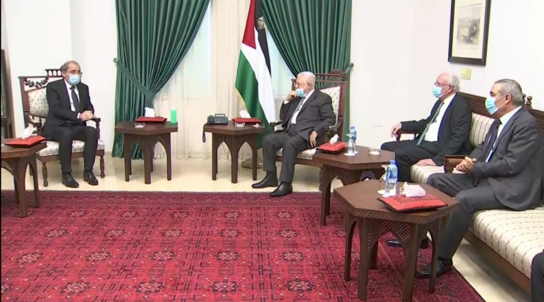 FM conveys King's condolences to the Palestinian leader over Erekat's death