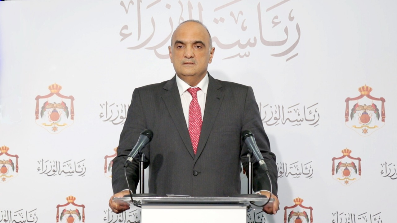 PM announces new measures to alleviate economic burdens