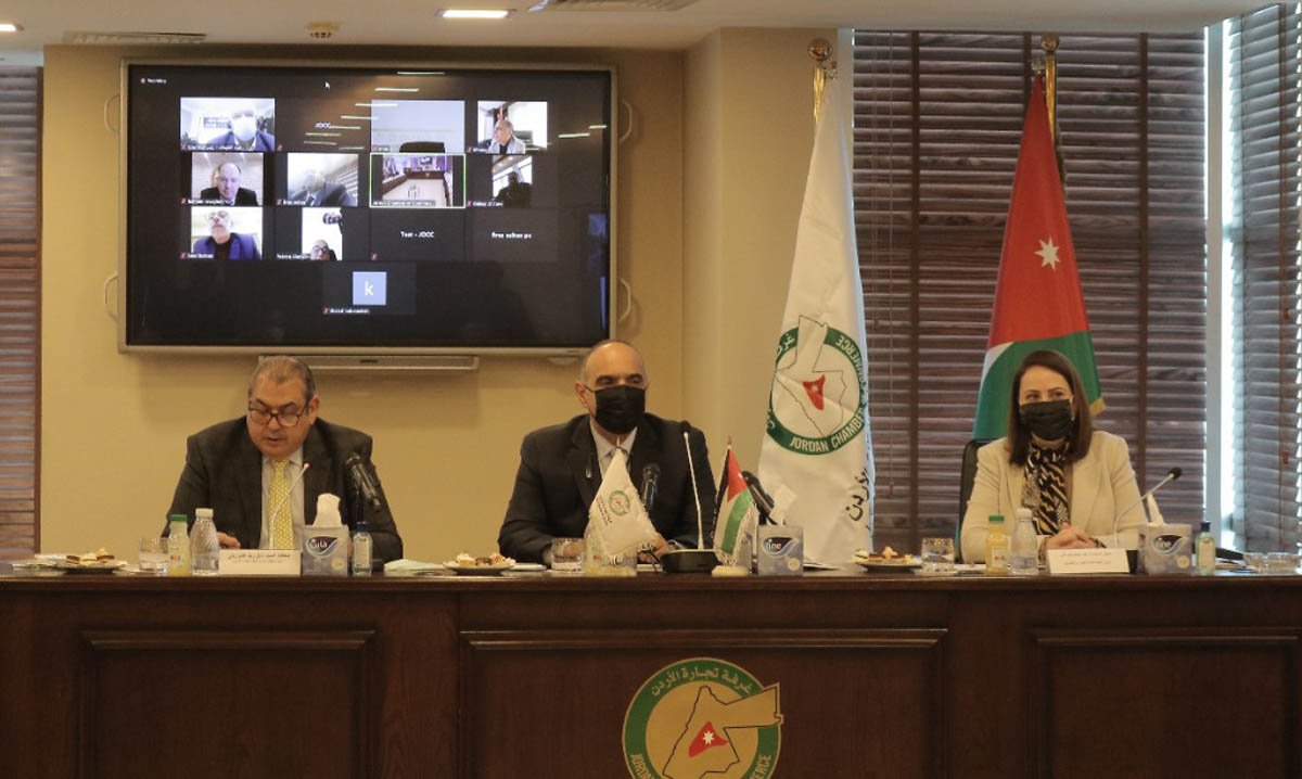 PM: Gov't pursuing public health-economy balance