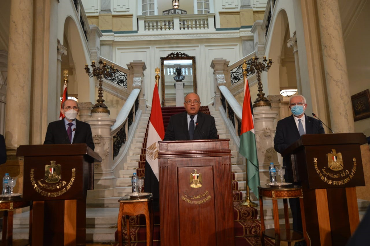 Jordan FM urges effective action against Israeli illegal measures