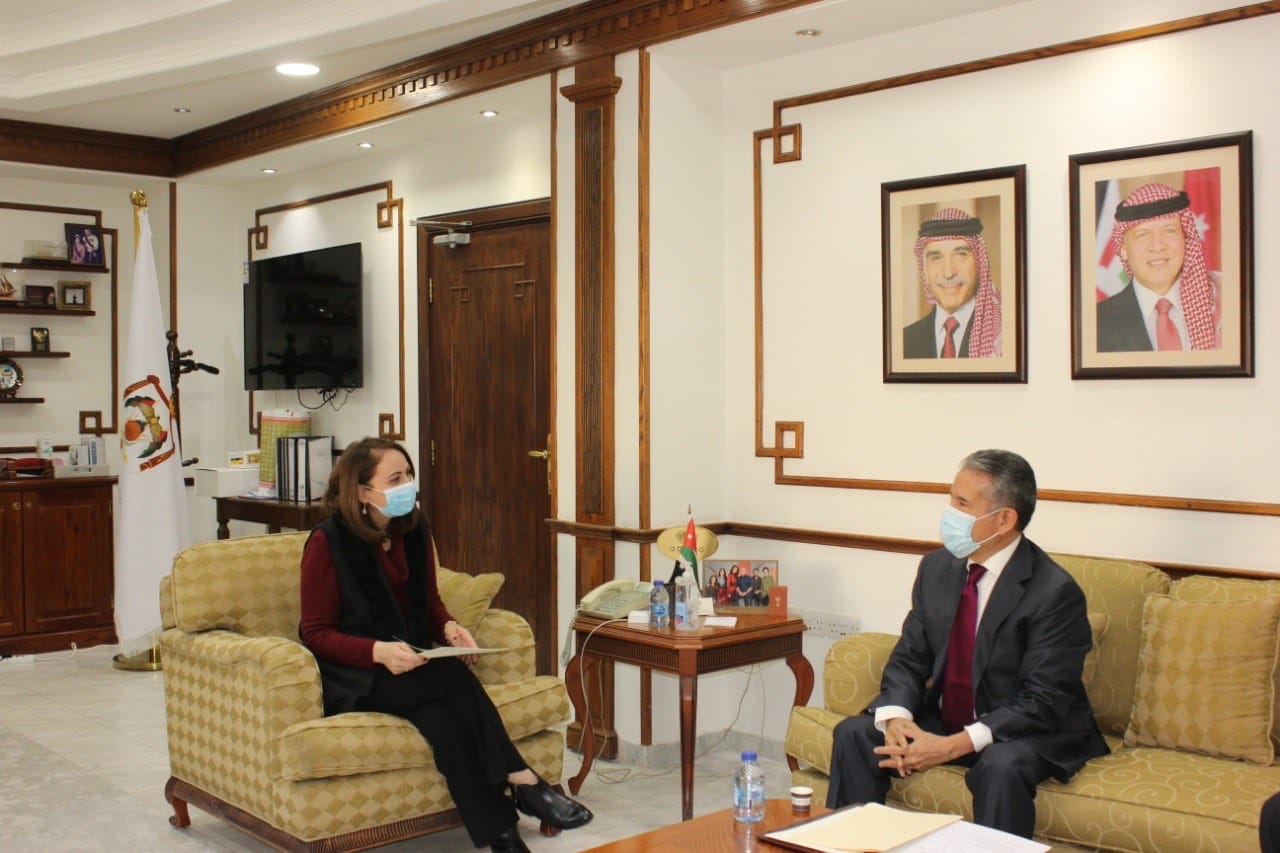 Trade minister, Mexican envoy talk joint trade cooperation