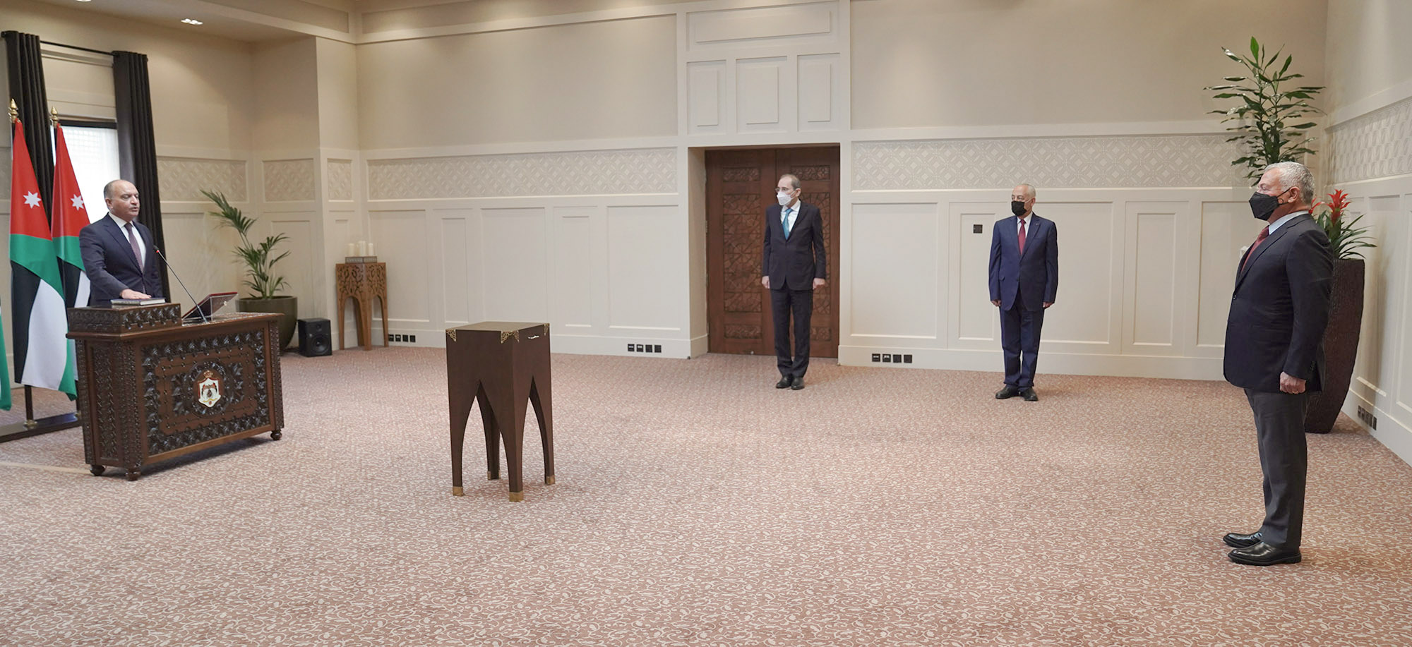 King swears in Adaileh as Jordan’s ambassador to Egypt