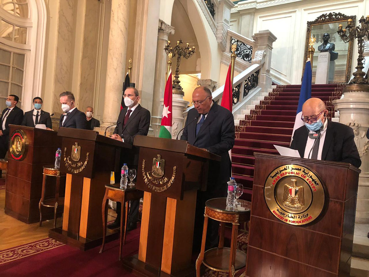 FM stresses need to find political horizon to kickstart negotiations