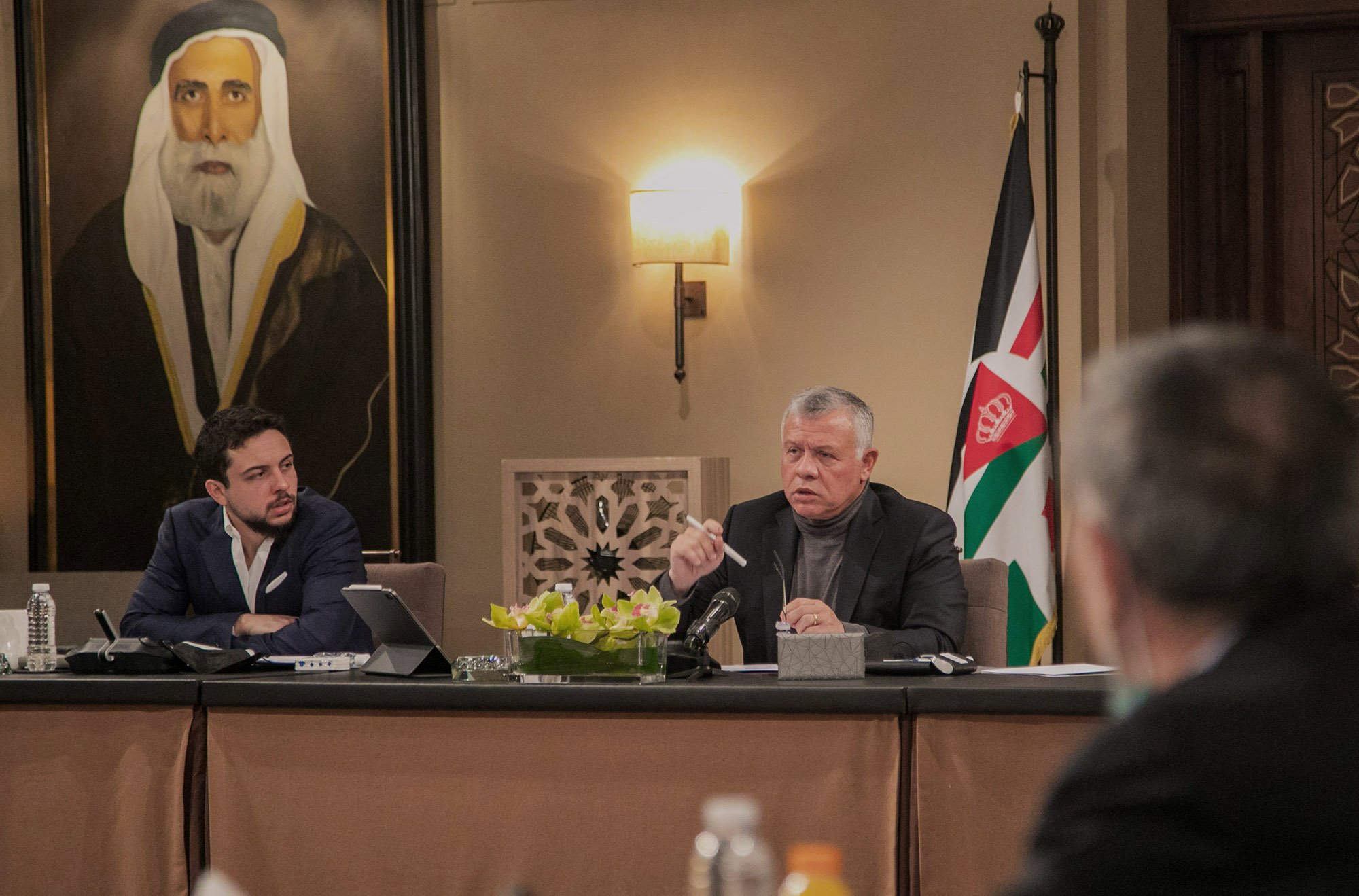 King meets figures from various sectors