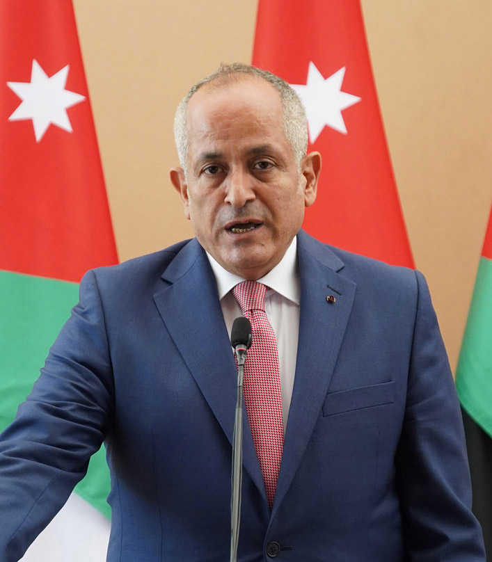 Gov't allocates hotline for journalists' inquiries via phone, WhatsApp